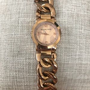 Michael Kors Rose Link Runway Watch